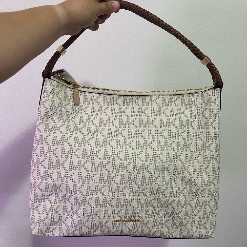 Michael Kors signature purse